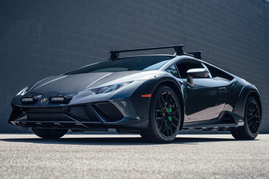2024 Lamborghini Huracán sold for $306,000