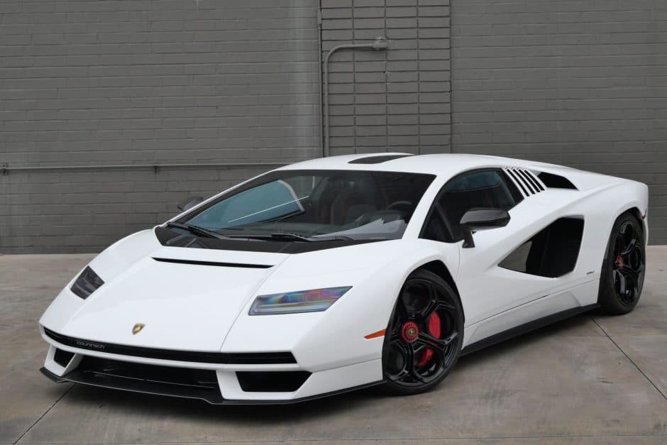 2022 Lamborghini Countach sold for $1,831,000