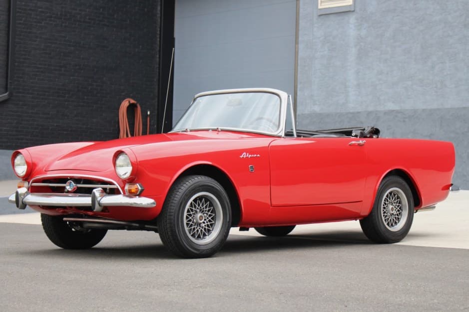 1967 Sunbeam Alpine sold for $18,500