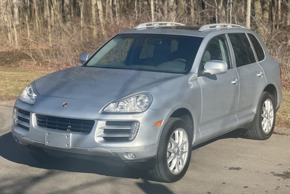 2008 Porsche 955/957 Cayenne (2003-2010) sold for $7,350