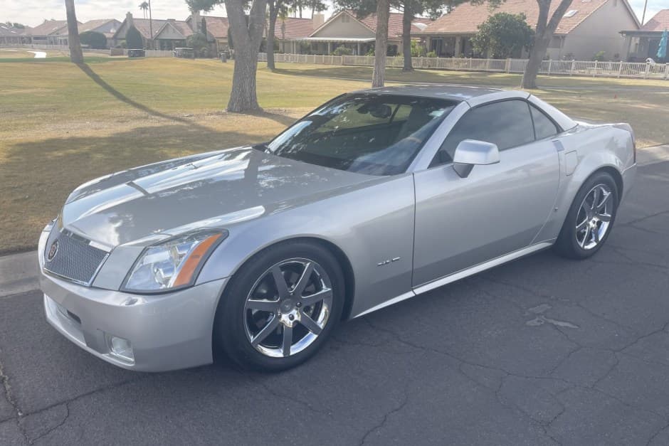 2006 Cadillac XLR sold for $20,250