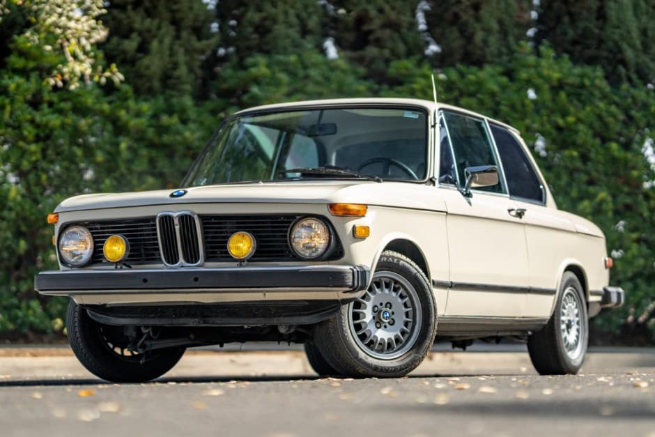 1976 BMW 2002 sold for $14,250