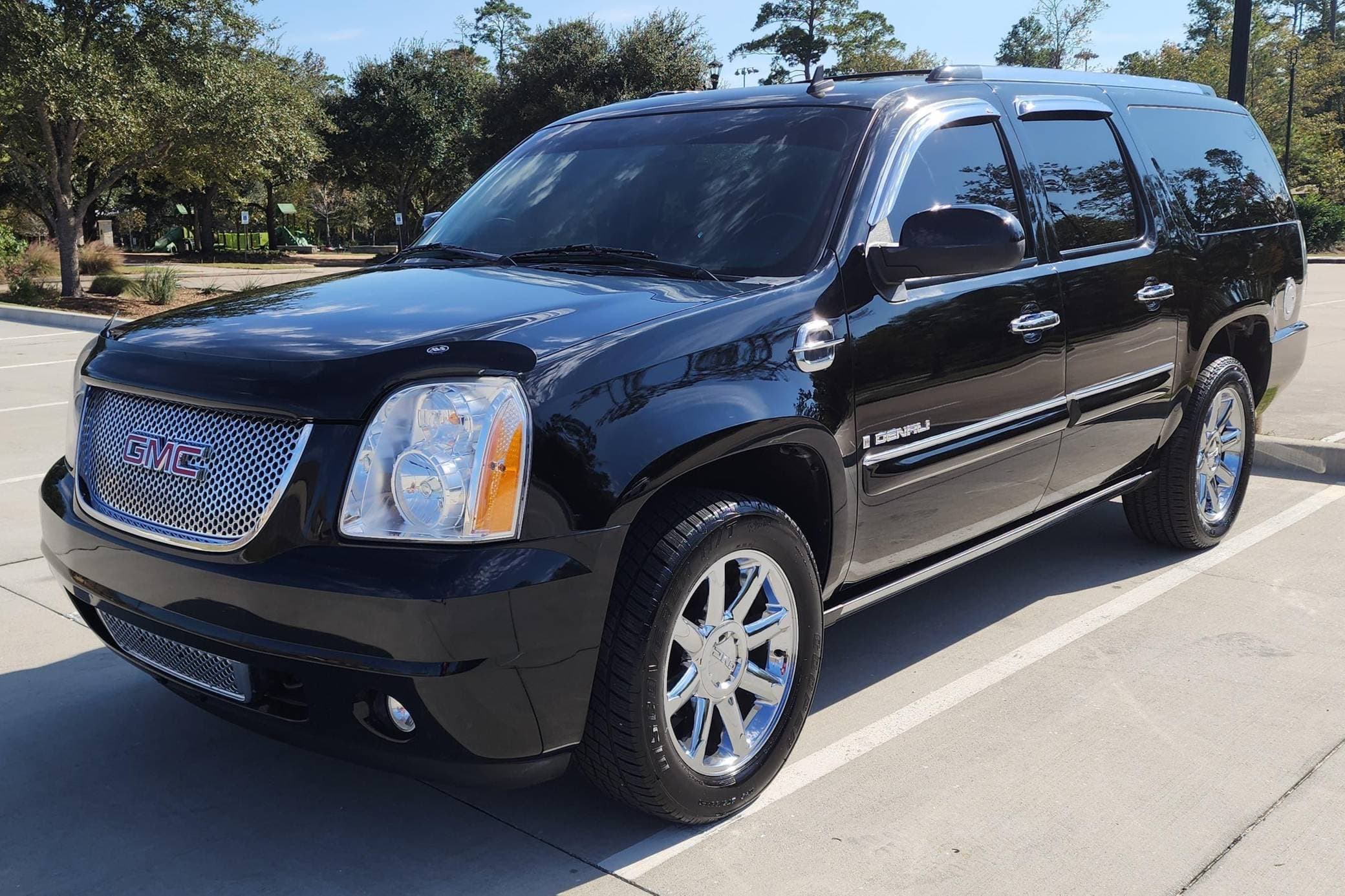 2008 GMC Yukon sold for $14,000