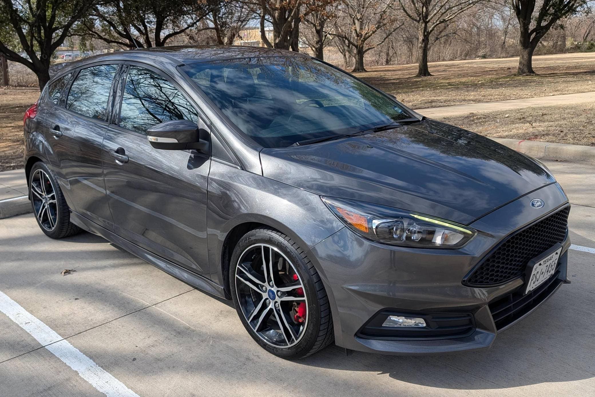 2015 Ford Focus sold for $15,500