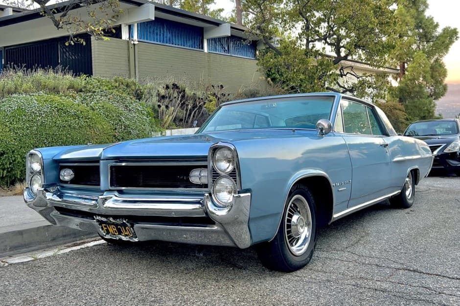 1964 Pontiac Grand Prix sold for $4,500