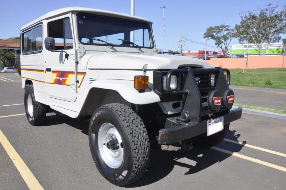 1996 Toyota Land Cruiser FJ40 sold for $28,500