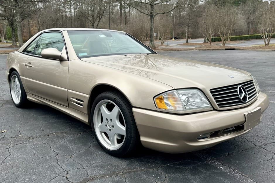 2001 Mercedes-Benz R129 SL sold for $12,750