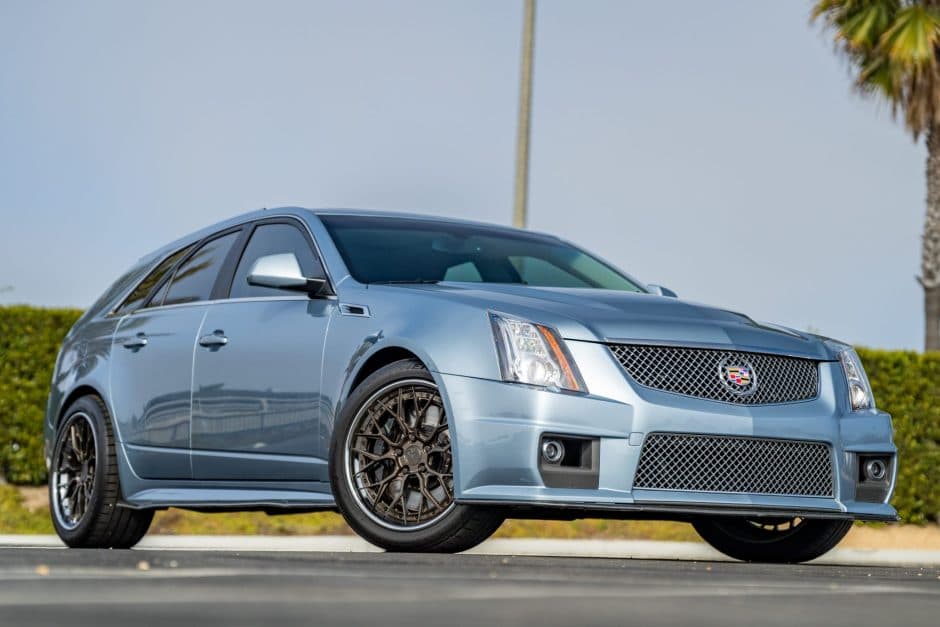 2013 Cadillac CTS & CTS-V sold for $55,000