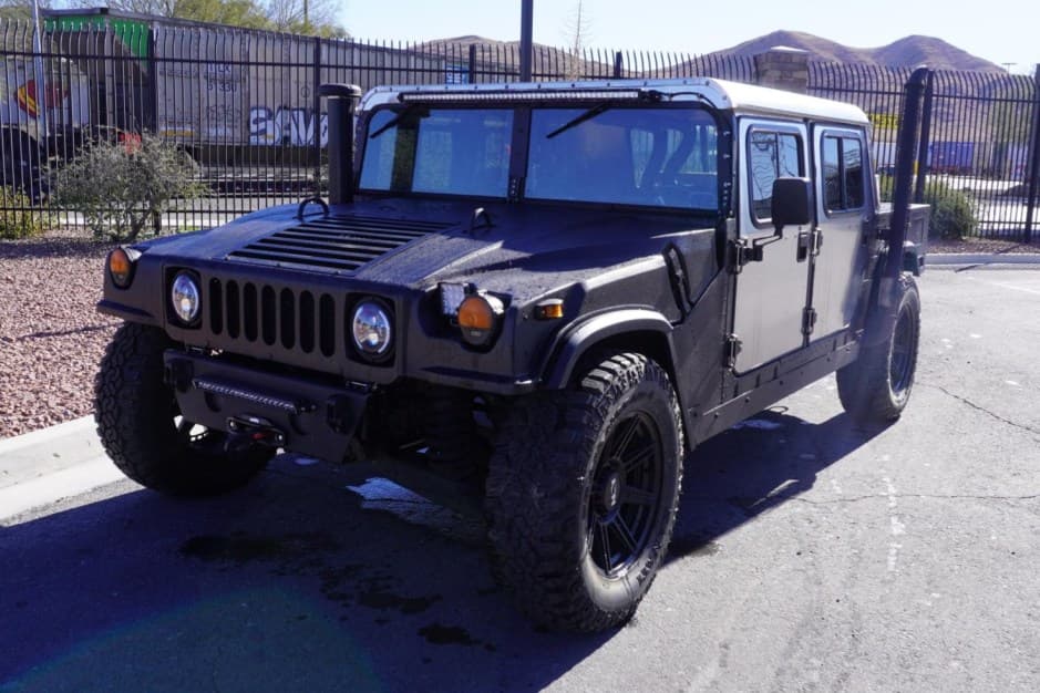 2004 Hummer HMMWV/Humvee sold for $14,500