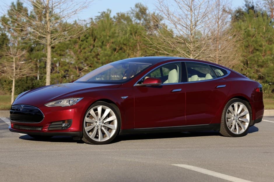 2012 Tesla  sold for $25,401
