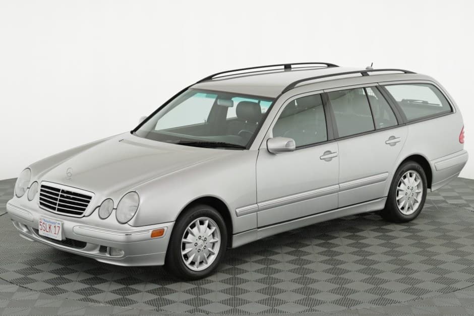 2001 Mercedes-Benz W210 E-Class sold for $11,000