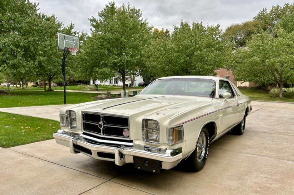 1979 Chrysler Cordoba sold for $19,750