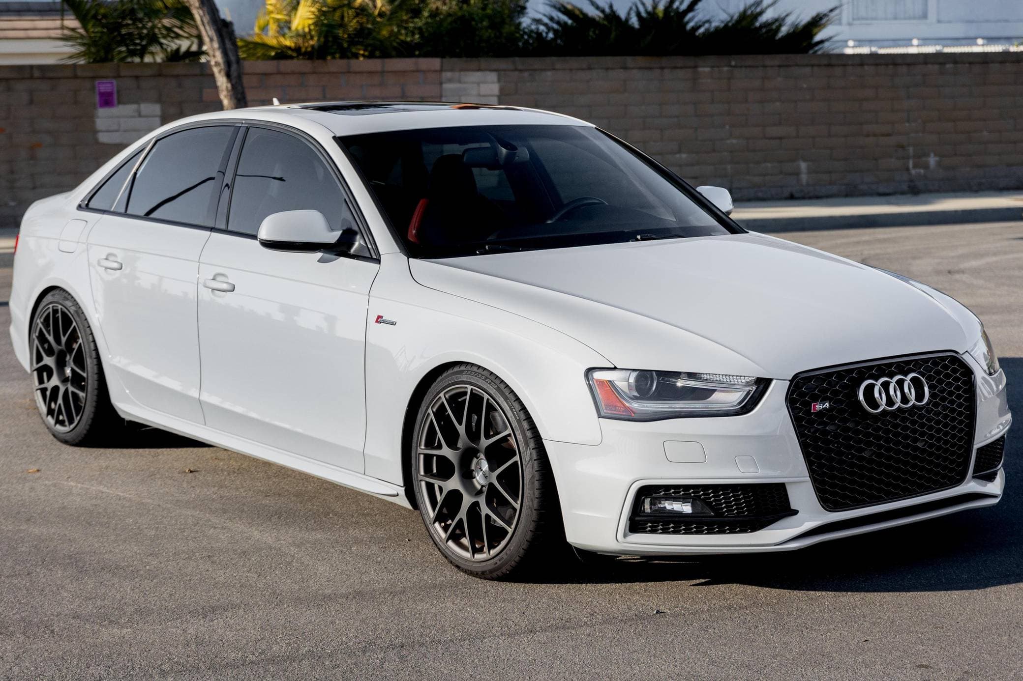 2016 Audi B8 S4 sold for $32,000