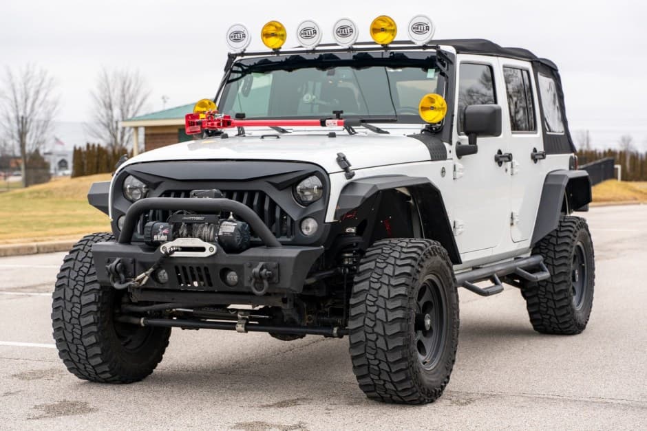 2014 Jeep Wrangler JK (2007-2018) sold for $13,500