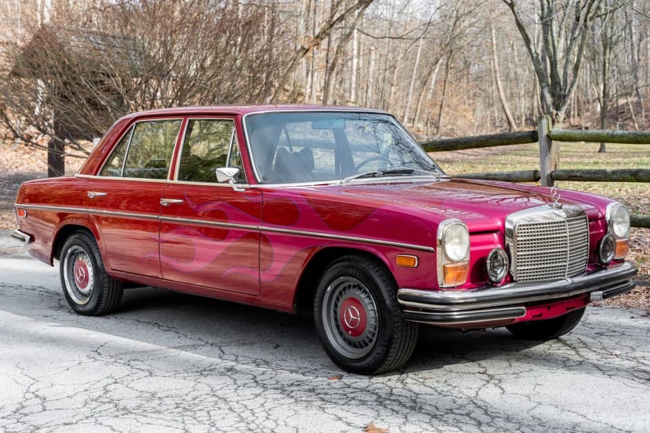 1970 Mercedes-Benz W114 & W115 sold for $6,200