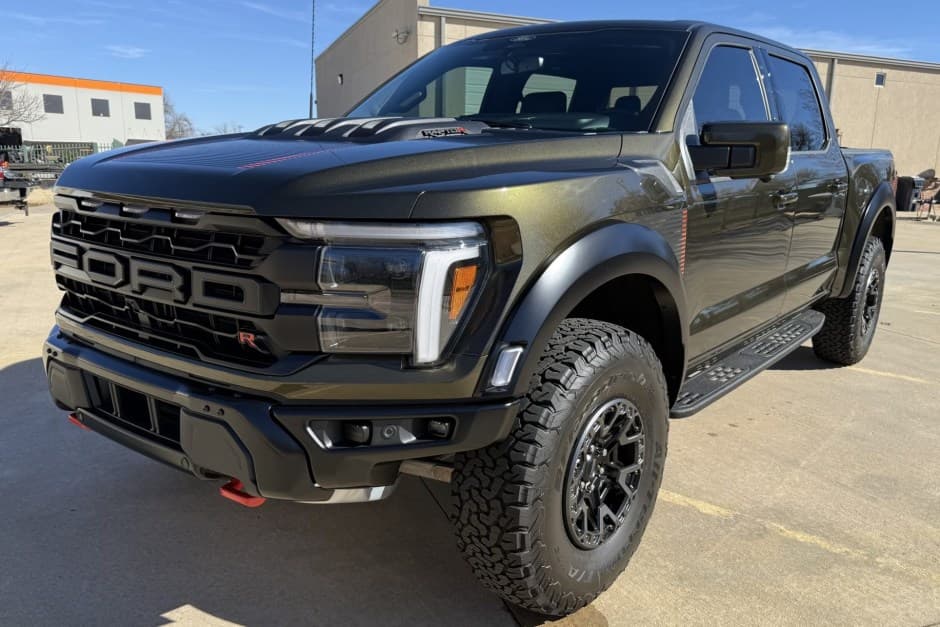 2024 Ford F-150 Raptor sold for $128,000