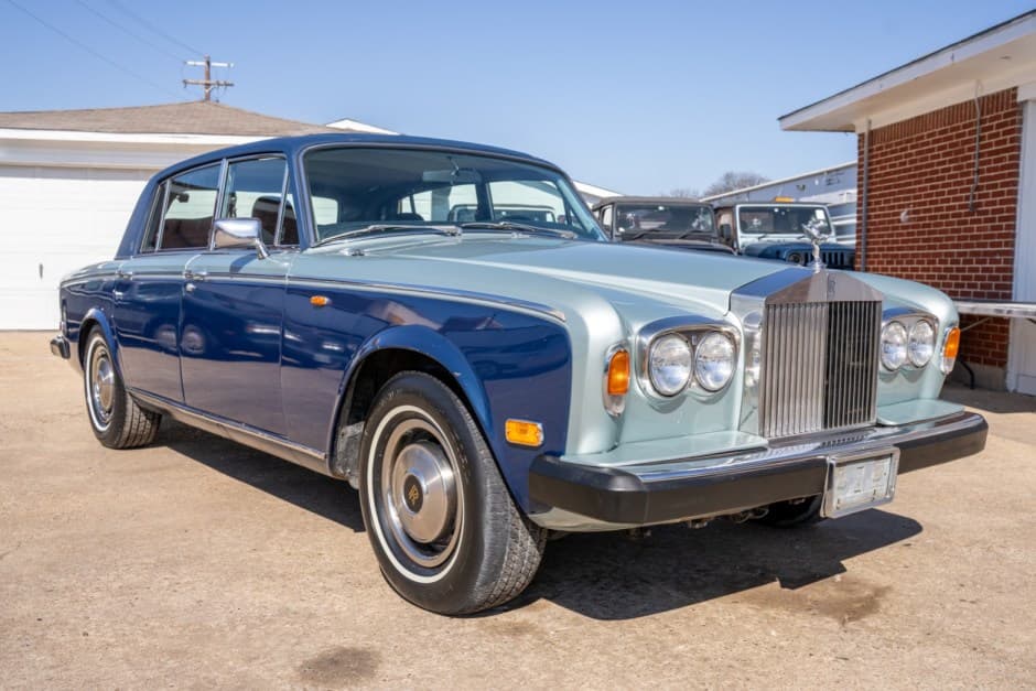 1980 Rolls-Royce SY Silver Shadow & Silver Wraith II sold for $6,100