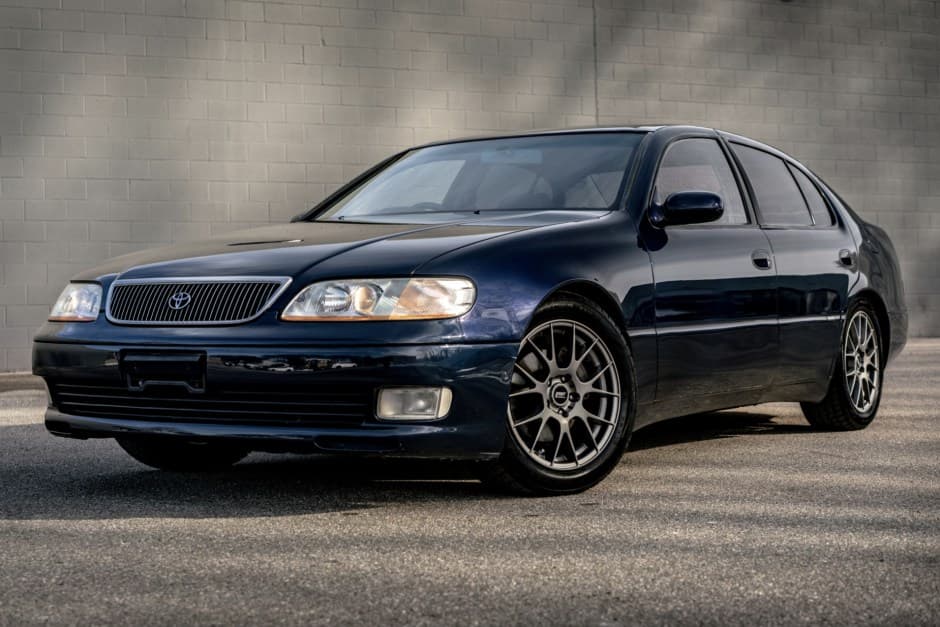 1992 Toyota  sold for $8,300