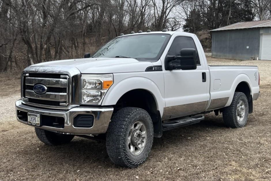 2013 Ford Super Duty 2011-2016 sold for $15,000