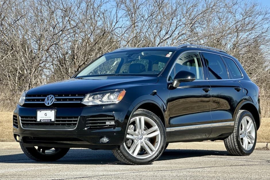2013 Volkswagen Touareg sold for $15,500