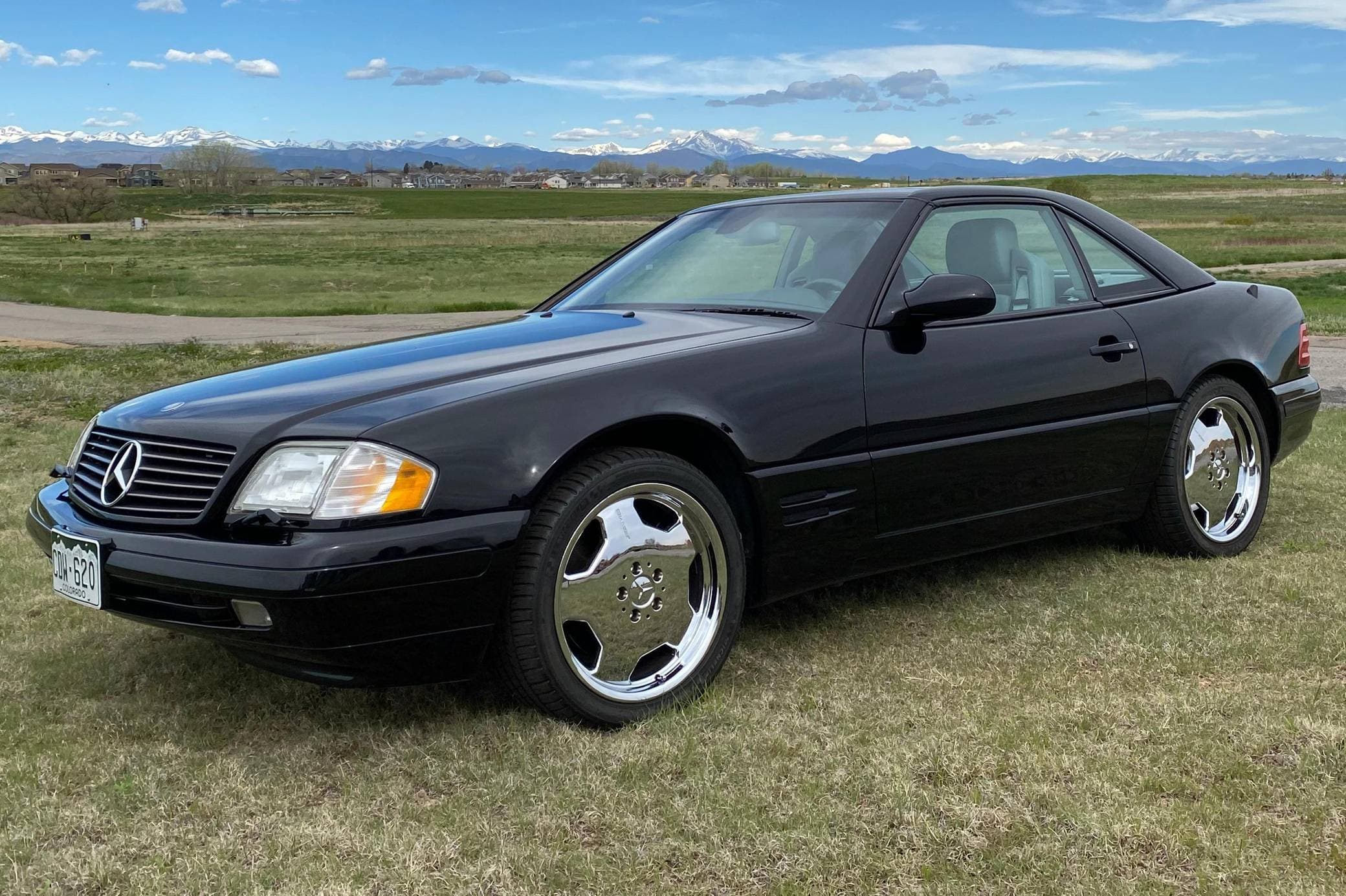 1999 Mercedes-Benz R129 SL sold for $14,450