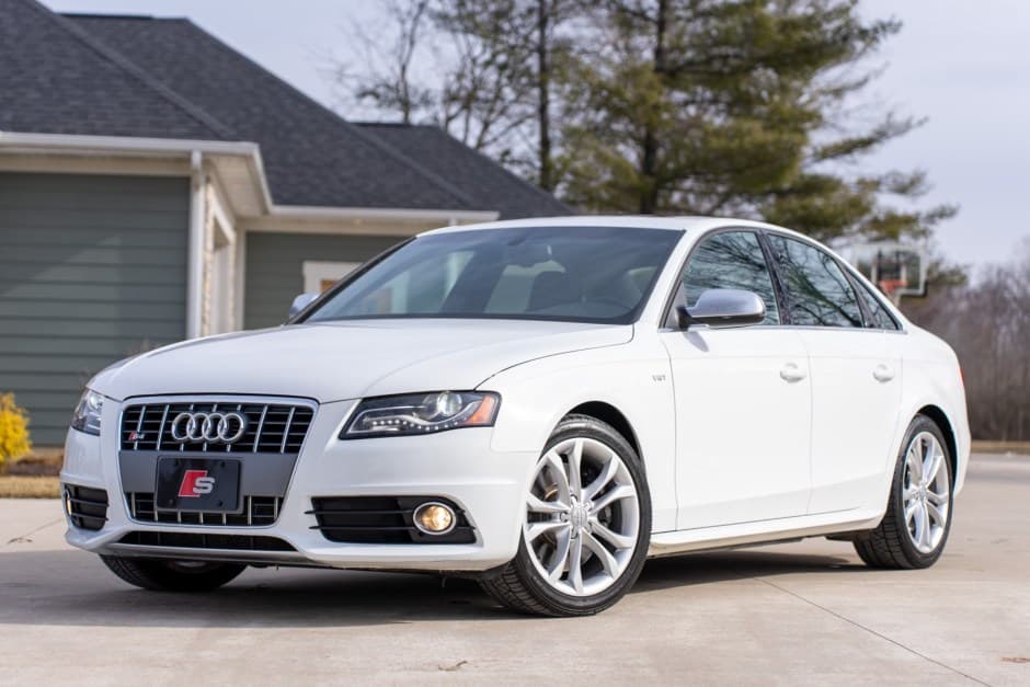 2010 Audi B8 S4 sold for $25,000