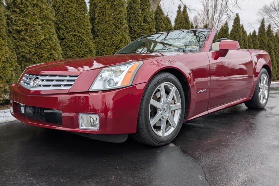 2006 Cadillac XLR sold for $21,000