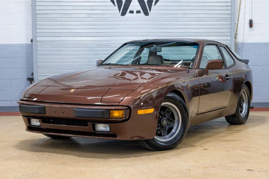 1985 Porsche 944 sold for $14,000
