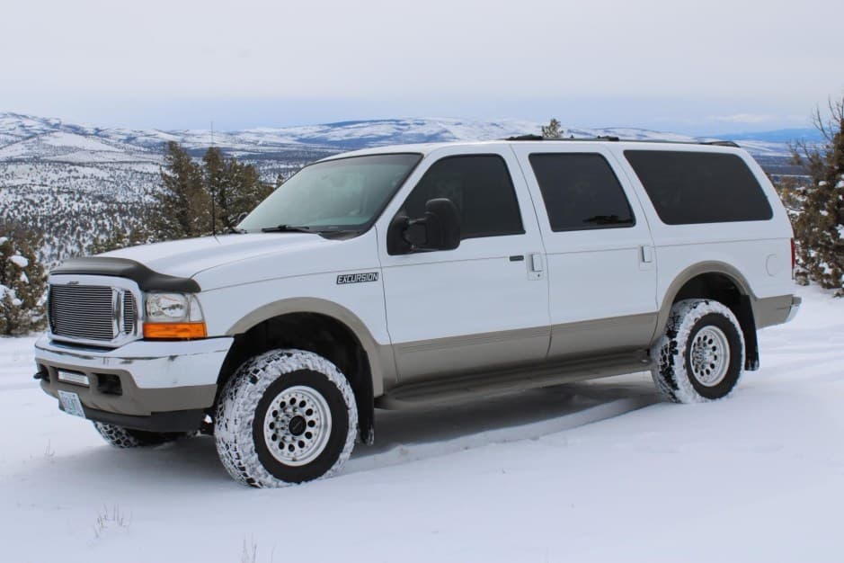 2000 Ford Excursion sold for $20,250