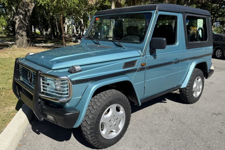 1995 Mercedes-Benz W463 G-Class (1990-2018) sold for $42,000