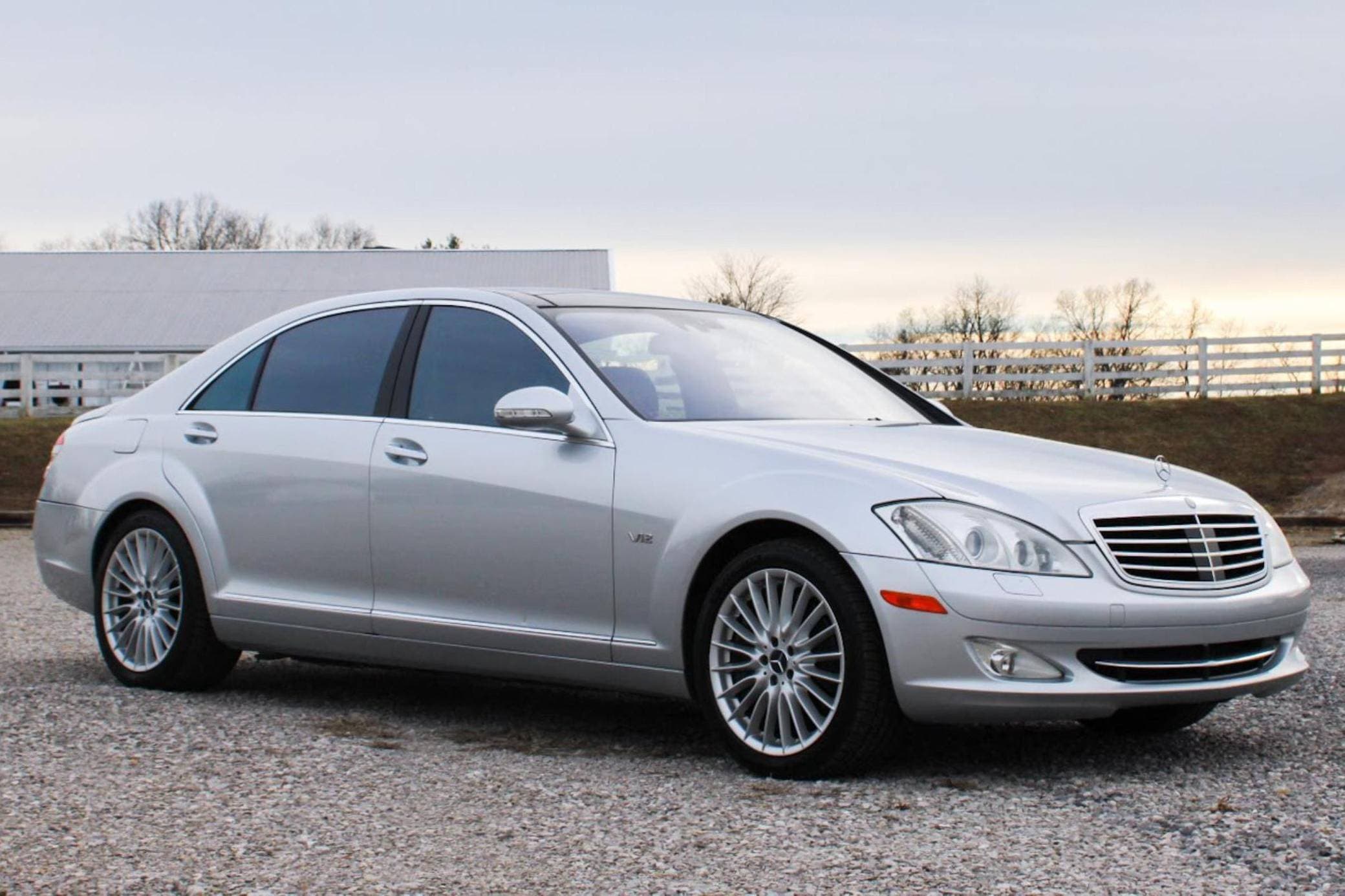2009 Mercedes-Benz S-Class sold for $10,250