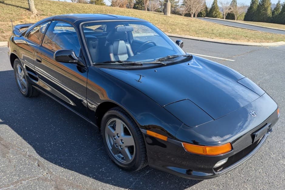 1991 Toyota SW20 MR2 sold for $17,250