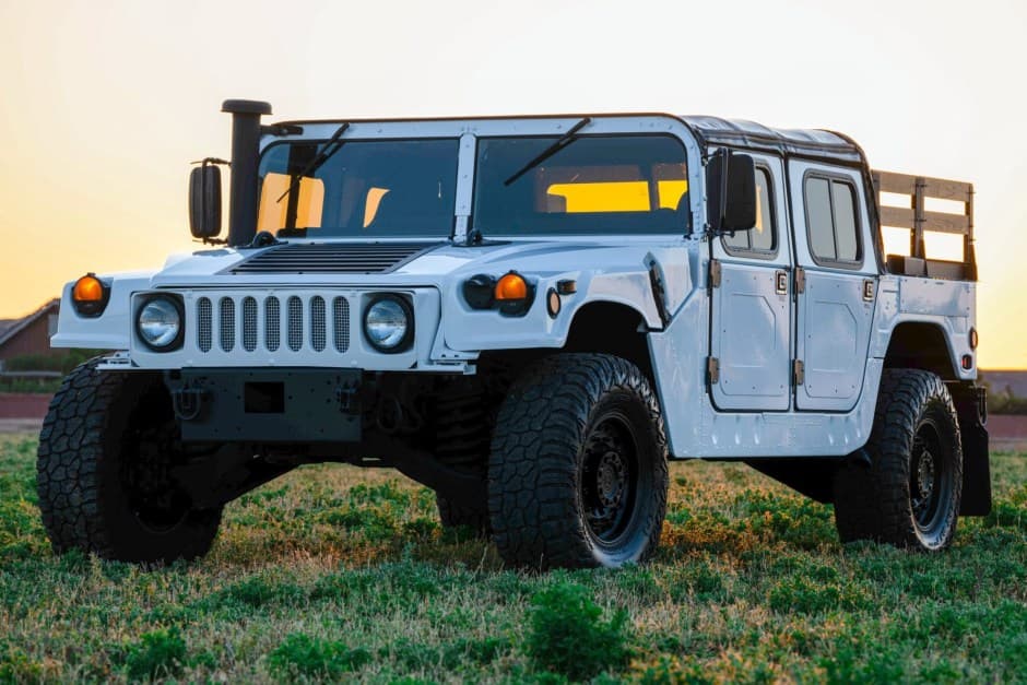 2006 Hummer HMMWV/Humvee sold for $33,600