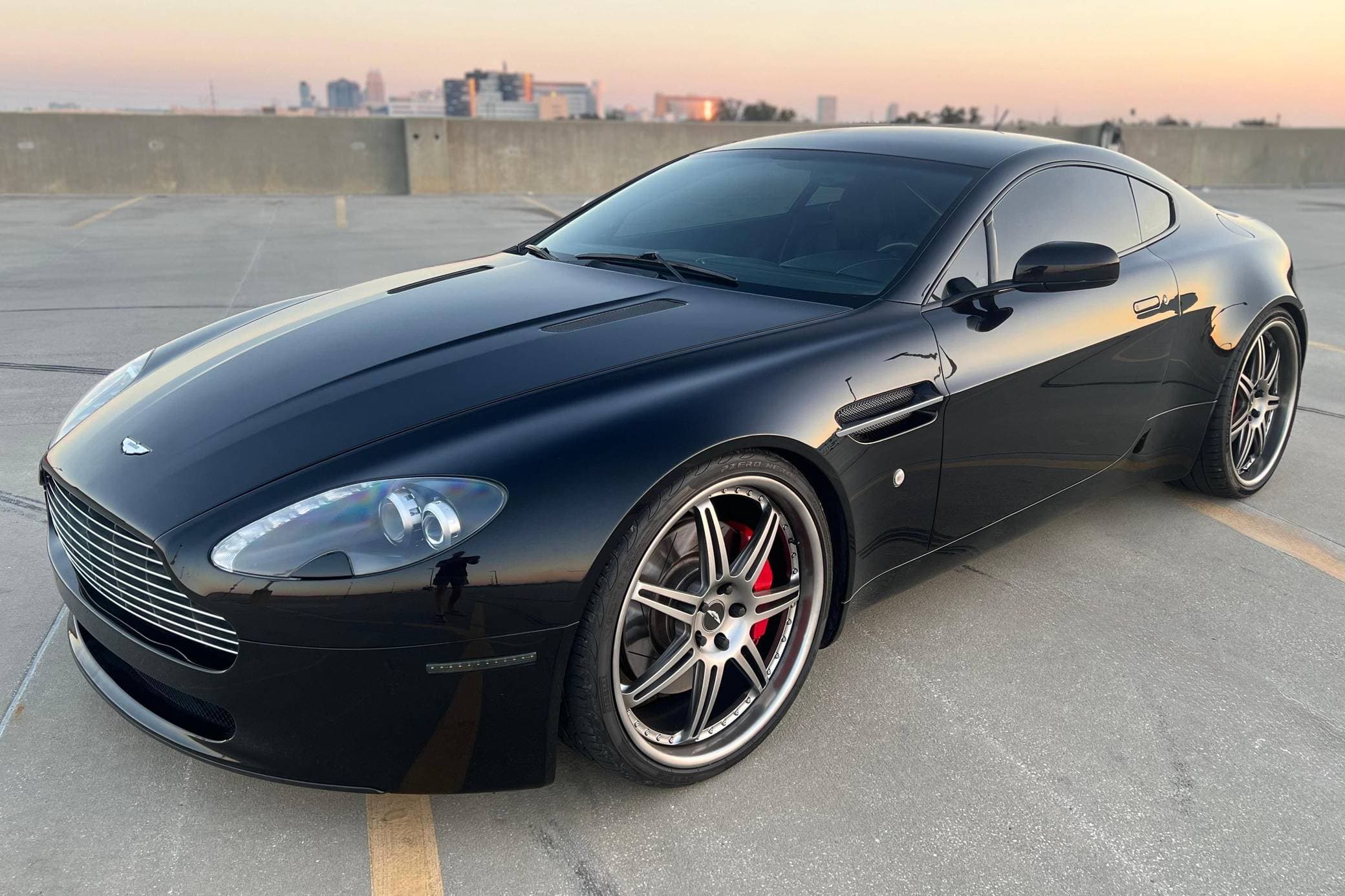 2007 Aston Martin Vantage sold for $32,560
