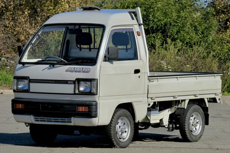 1987 Suzuki Carry sold for $6,300