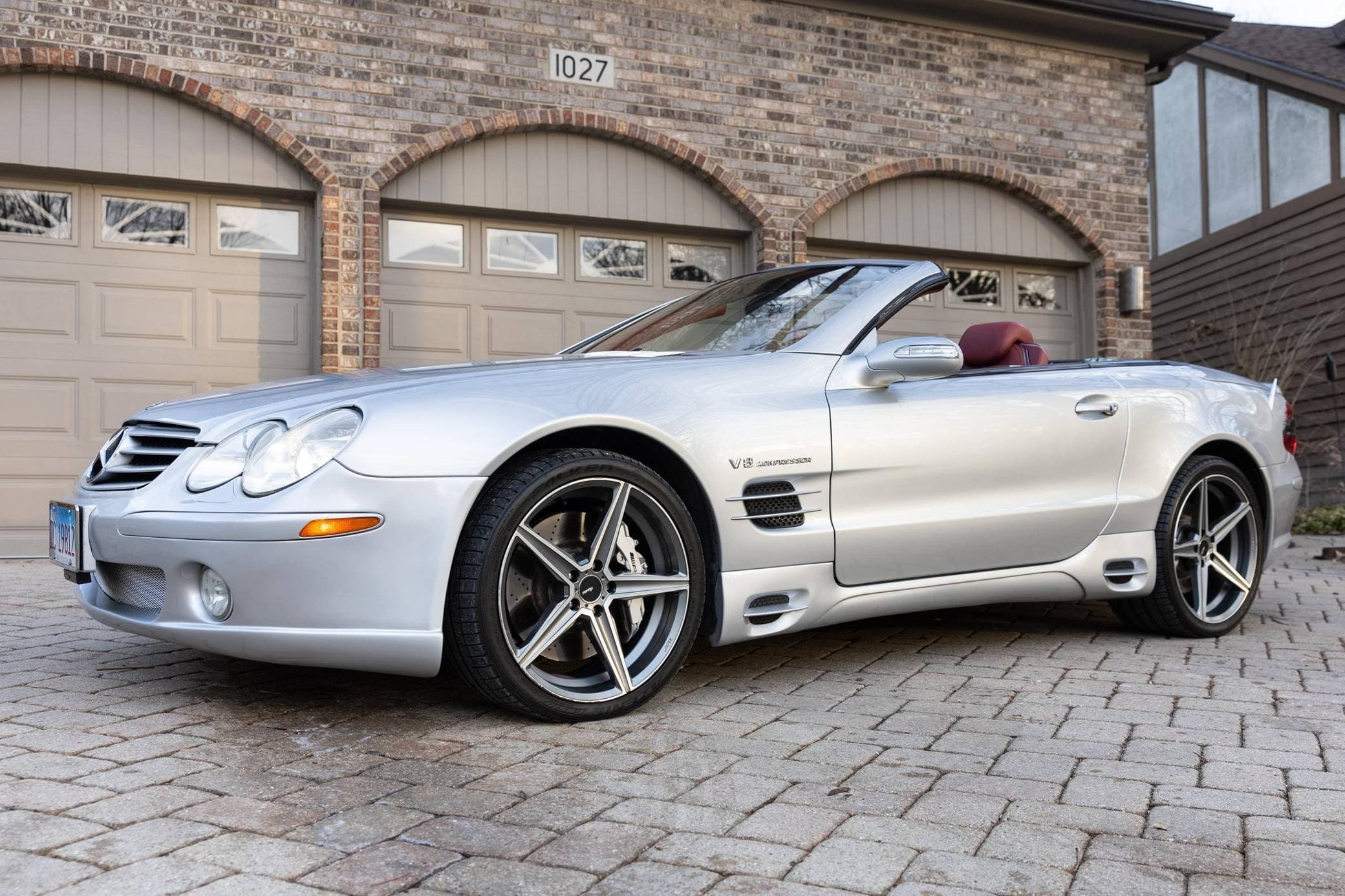 2005 Mercedes-Benz R230 SL sold for $18,000