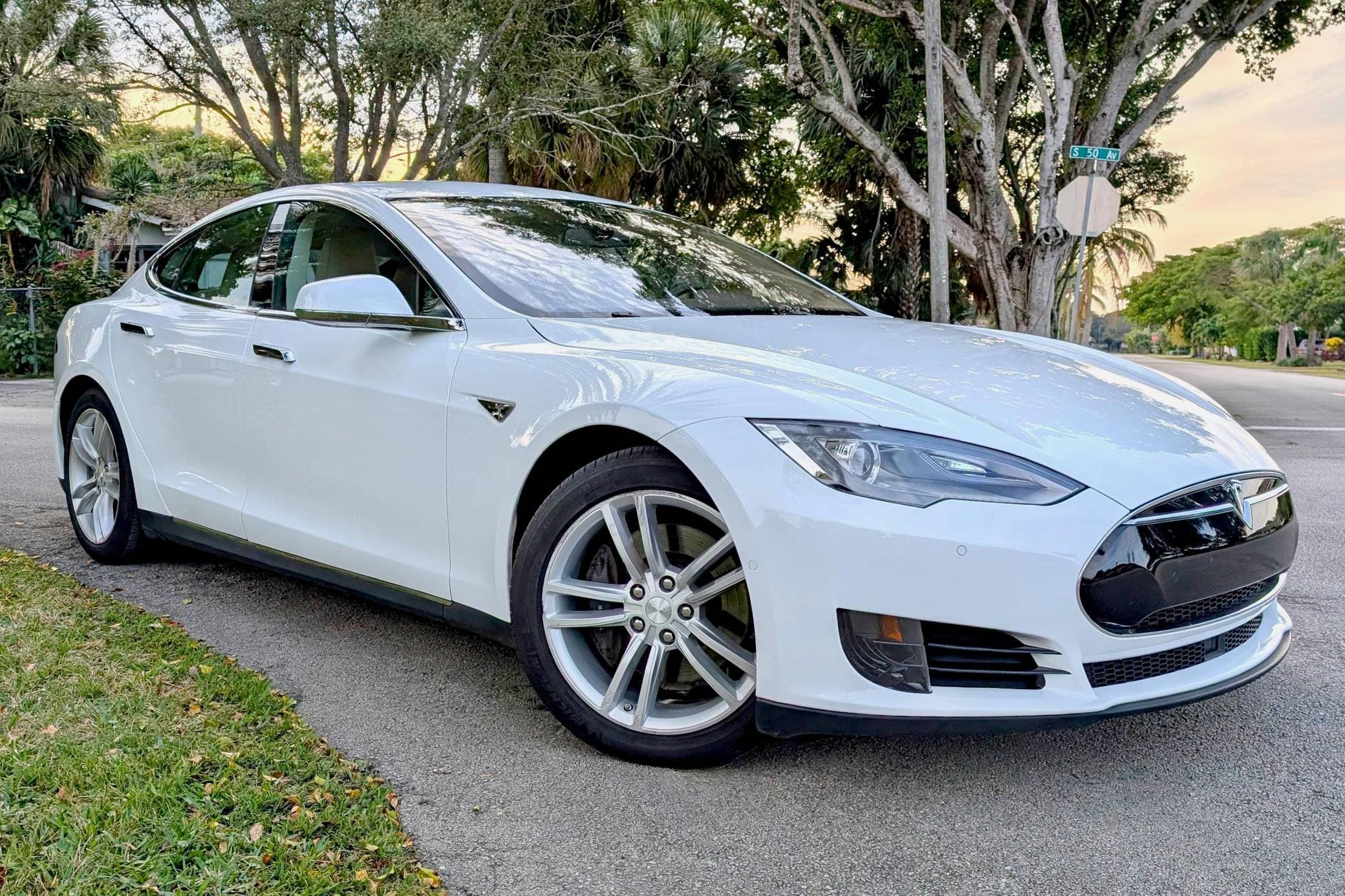 2015 Tesla Model S sold for $16,000