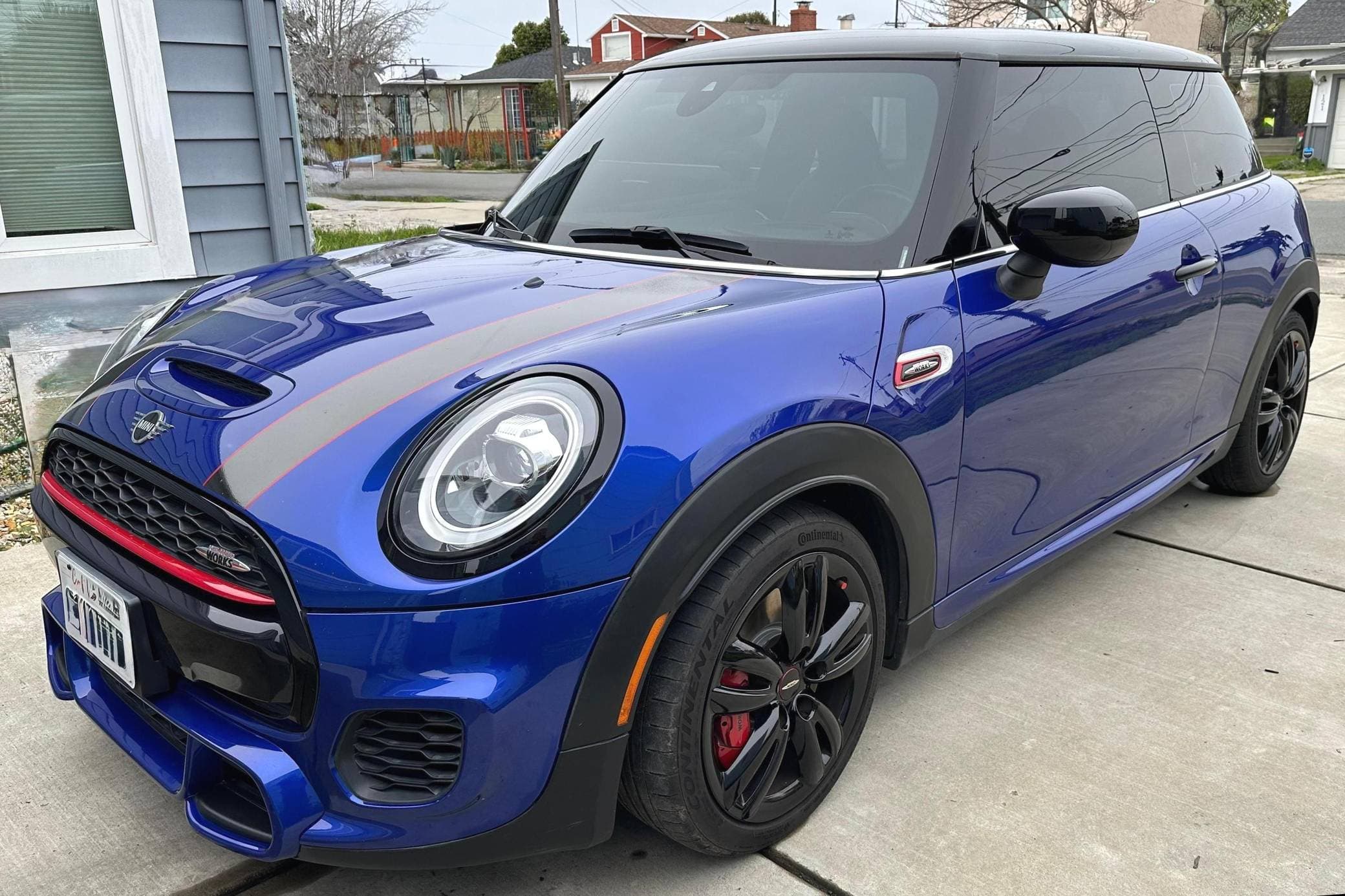 2021 MINI Cooper sold for $23,500