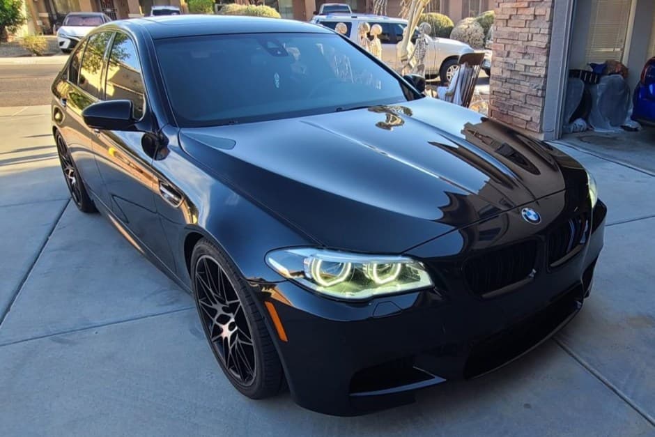 2014 BMW F10 M5 sold for $24,000