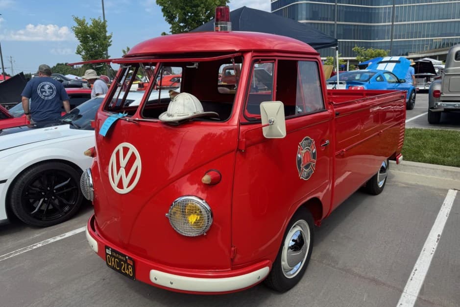 1958 Volkswagen Split-Window Pickup sold for $24,100