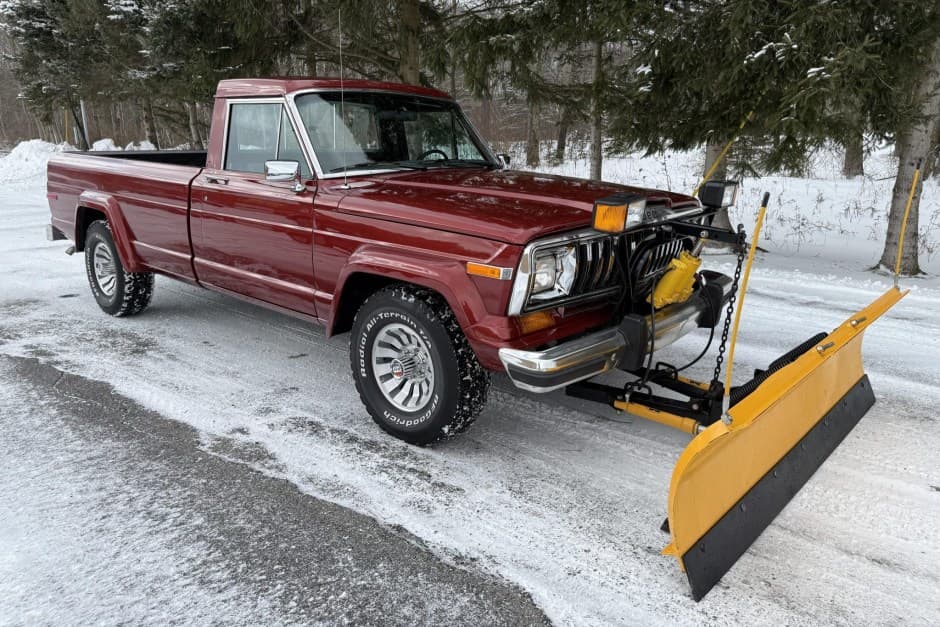 1984 Jeep Pickup sold for $22,500
