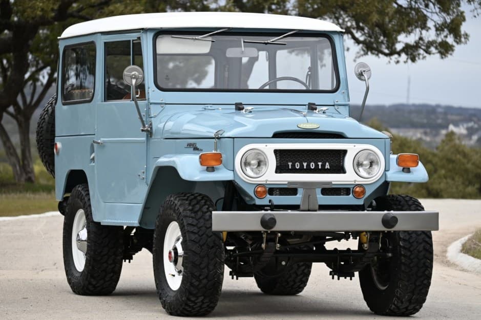 1969 Toyota Land Cruiser FJ40 sold for $36,000