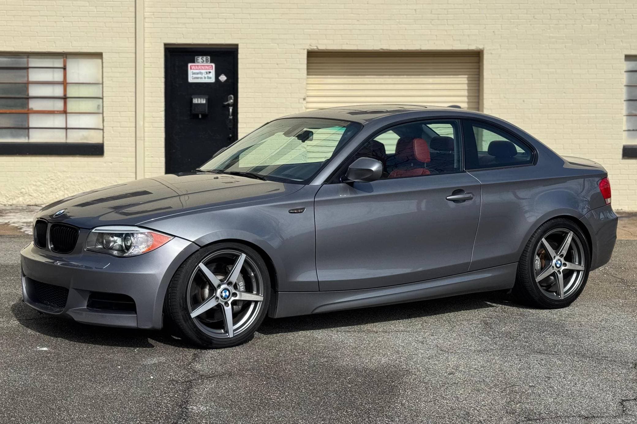 2013 BMW 1 Series sold for $13,200