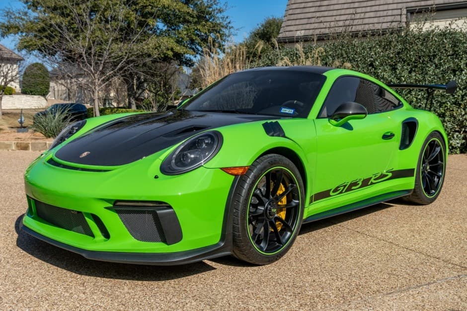 2019 Porsche 991 GT3 sold for $262,000