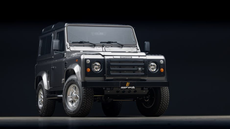 1996 Land Rover 90 / Defender 90 (Euro Spec) sold for $92,500