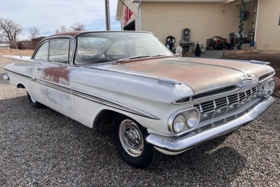 1959 Chevrolet Impala sold for $23,100