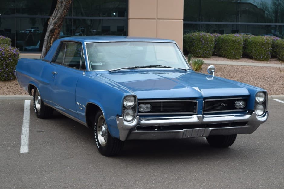 1964 Pontiac Grand Prix sold for $11,000