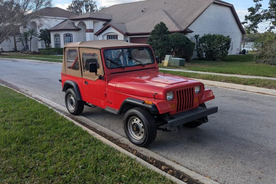 1989 Jeep Wrangler YJ (1987-1995) sold for $9,500