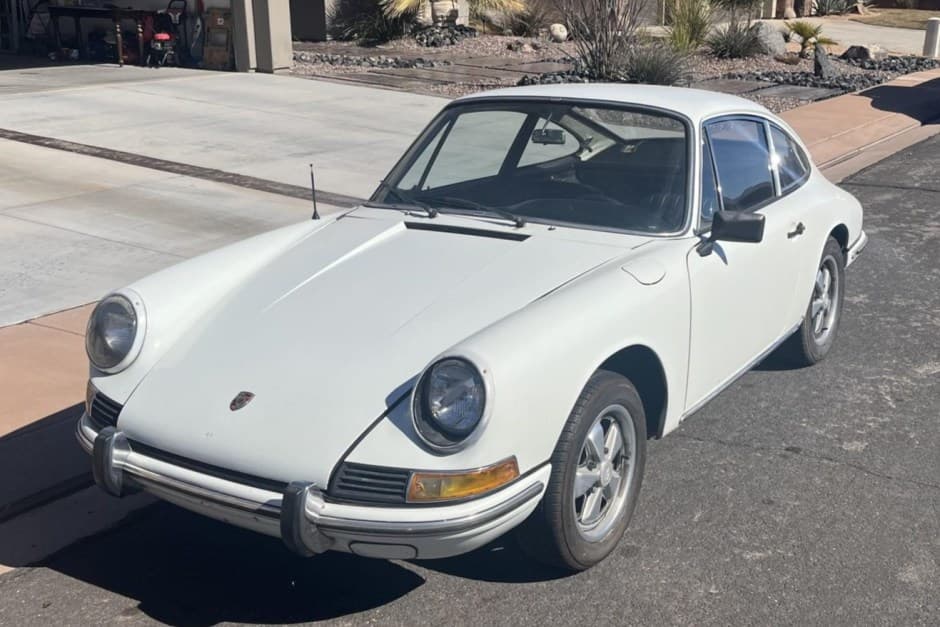 1967 Porsche 912 sold for $40,250