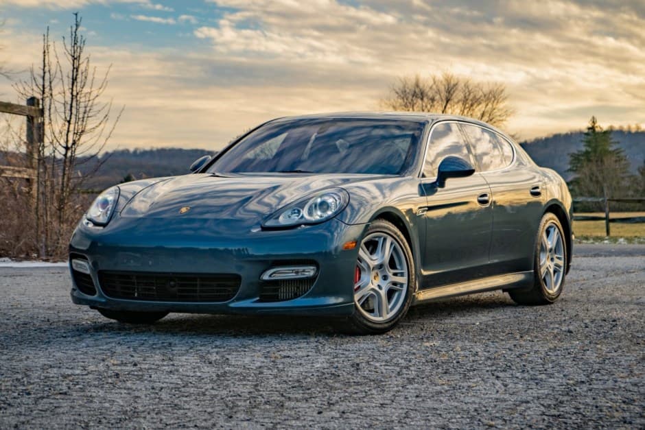 2010 Porsche Panamera sold for $31,500